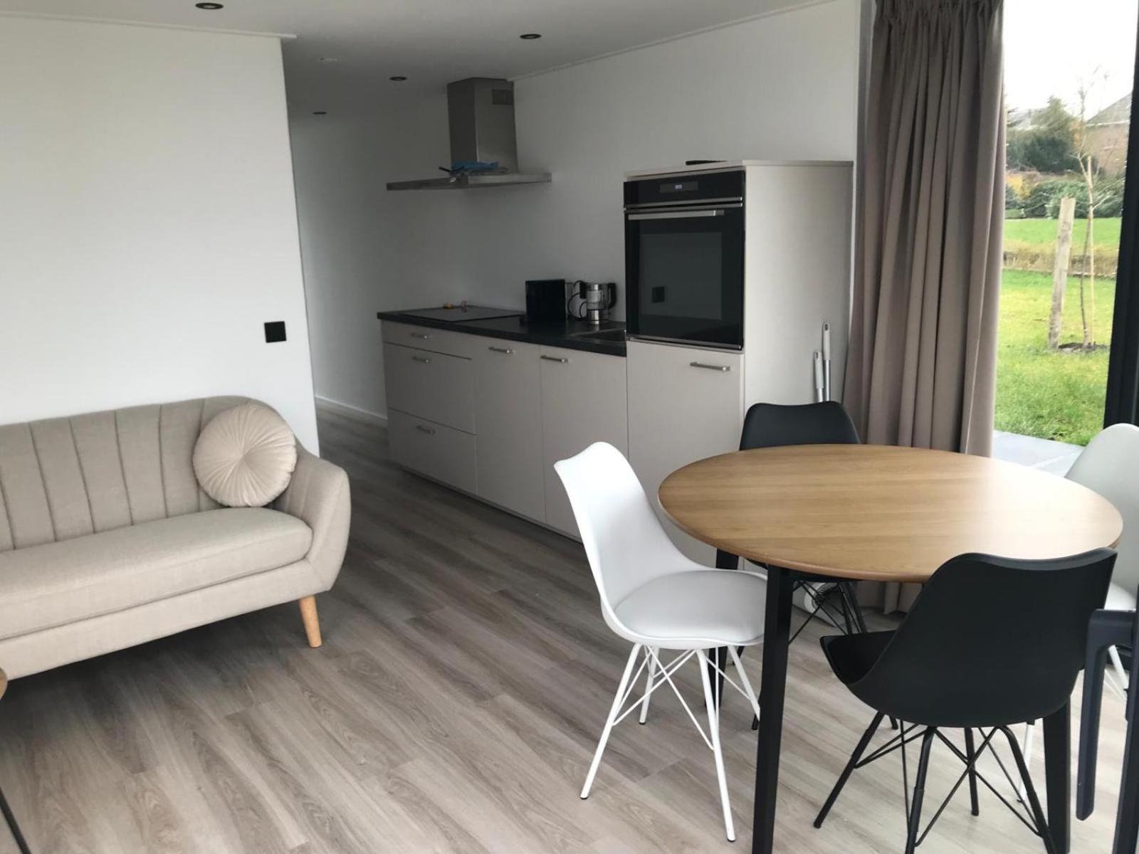 Uniek Overnachten In Een Tiny House Op De Appelhof Wommels エクステリア 写真